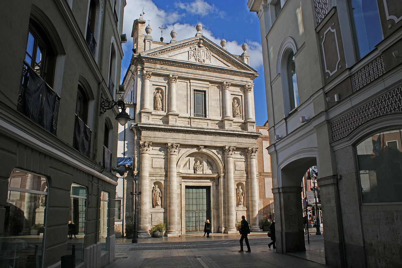 Chiesa storica di Brescia con architettura affascinante e dettagli artistici.
