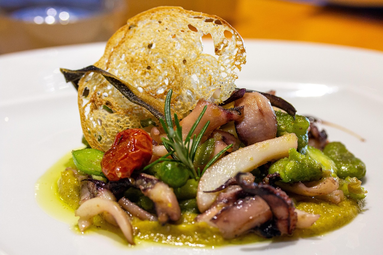 Ristorante tipico bresciano con piatti tradizionali serviti in un'accogliente atmosfera.