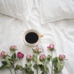 Frasi dolci per un buongiorno romantico del 13 aprile 2026.