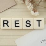 Frasi della buonanotte per il 1 aprile 2026, pensieri dolci e speciali per concludere la giornata.